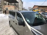 Opel Vivaro 2015–2019 Kromade takrails foto 2