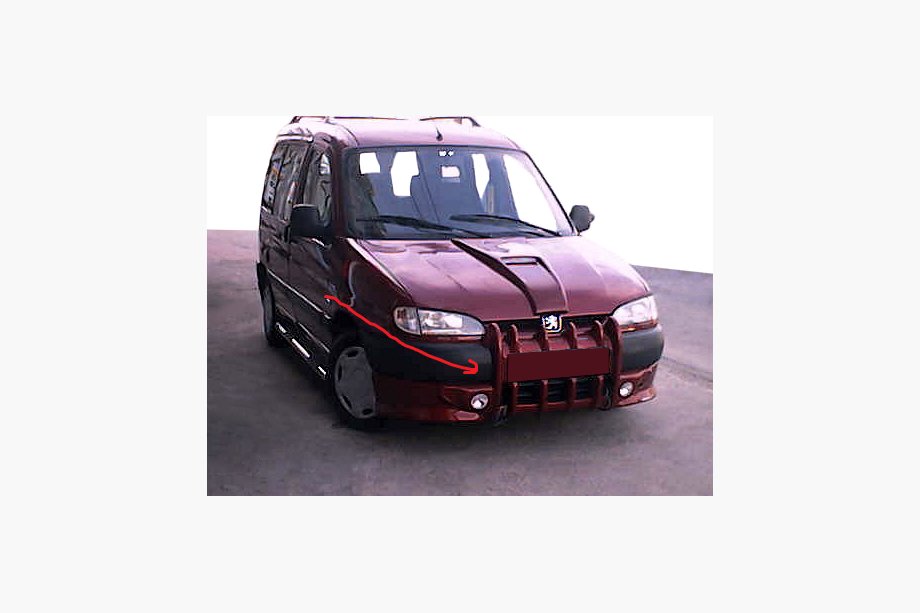 Peugeot Partner 1996–2008 Frontstötfångarlist "Huggtänder" (för lackering) Image