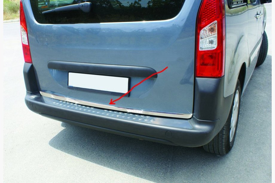 Peugeot Partner Tepee 2008–2018 Kromlist till baklucka (rostfritt stål) Image
