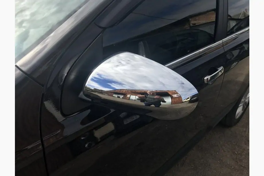 Nissan Qashqai 2010–2014 Spegelkåpor (2 st, plast) Image