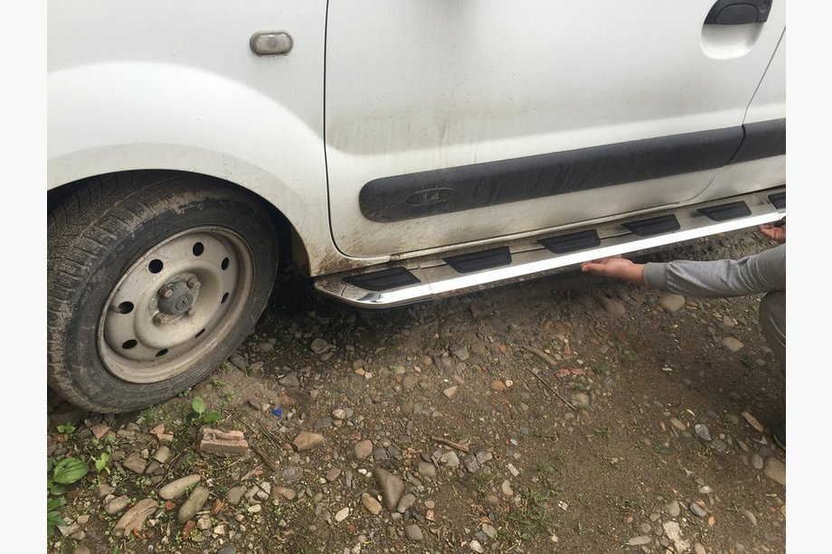 Renault Kangoo 1998–2008 Sidosteg Vison (2 st, aluminium ↗ rostfritt stål) Image