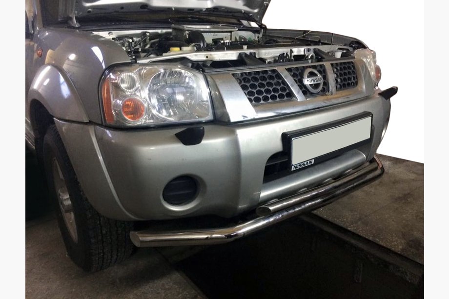 Nissan NP300 1999–2015 Främre frontbåge ST014 (rostfritt) Image