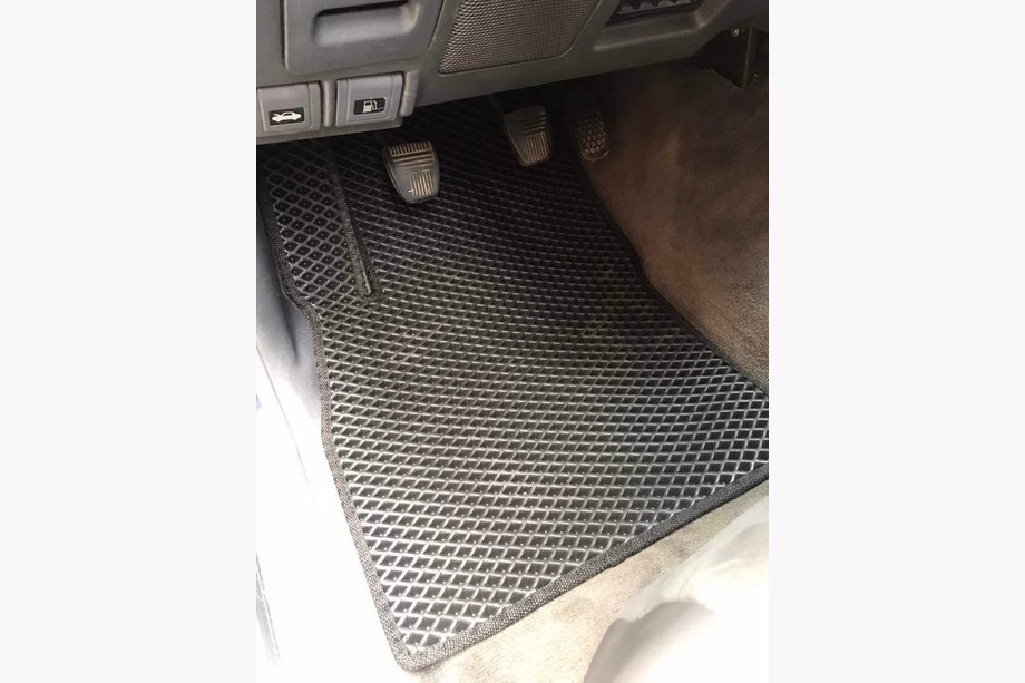 Toyota Land Cruiser 80 1990–1997 EVA bilmattor (svarta) Image