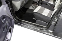 Renault Clio III 2005–2012 Tröskelskydd OmsaLine (4 st, rostfritt stål) foto 2