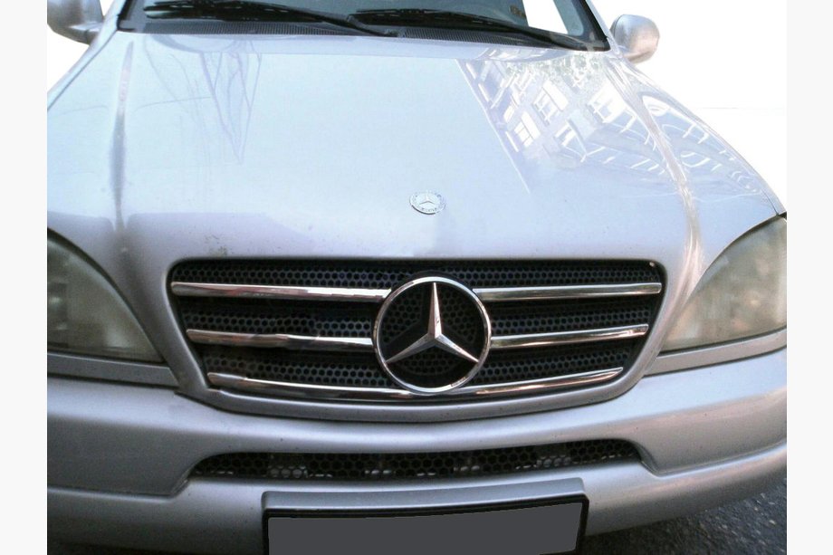 Mercedes ML W163 1997–2005 Lister för grillkant (5 st, rostfritt) Foto 1