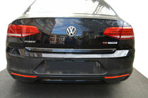 Volkswagen Passat B8 2015–2023 Bagagelistskydd SD (rostfritt stål) foto 3