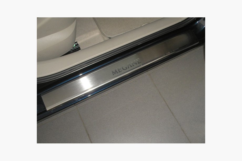 Renault Megane II 2004–2009 Instegslister Nataniko (4 st, rostfritt stål) Premium - 3M tejp, 0,8 mm Image