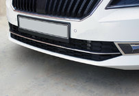 Skoda Superb 2015–2024 UTFÖRSÄLJNING! OmsaLine lister till främre stötfångare (3 st, rostfritt stål) foto 1