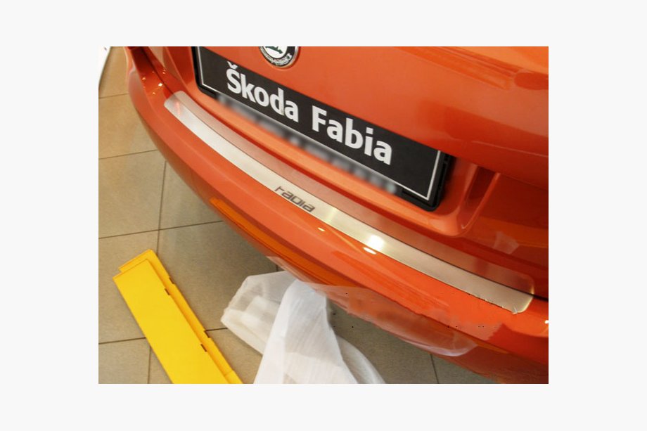 Skoda Fabia 2000–2007 Bakre stötfångarskydd Nataniko (rostfritt stål) Image
