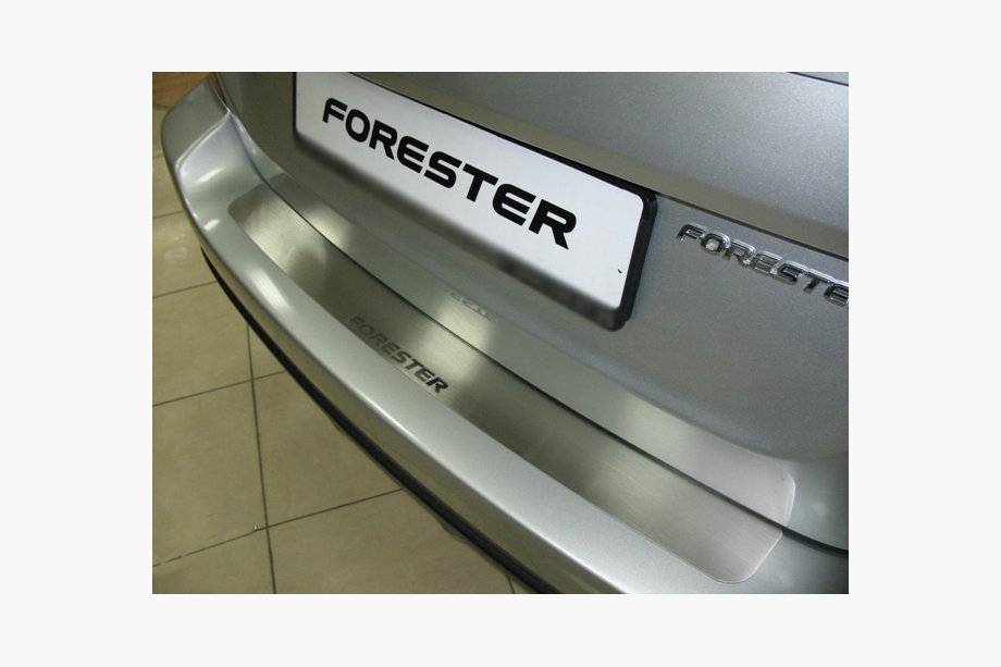 Subaru Forester 2008–2013 Bakre stötfångarskydd NataNika (rostfritt stål) Image