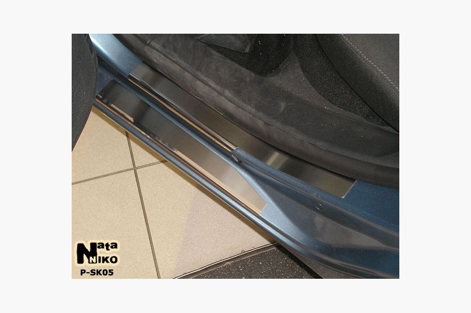Skoda Octavia II A5 2010–2013 Kromade instegslister Натанико (8 st, rostfritt stål) Foto 2