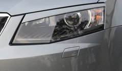 Skoda Octavia III A7 2013–2019 NYHET!!! Strålkastarögonbryn (2 st, för lackering) foto 1
