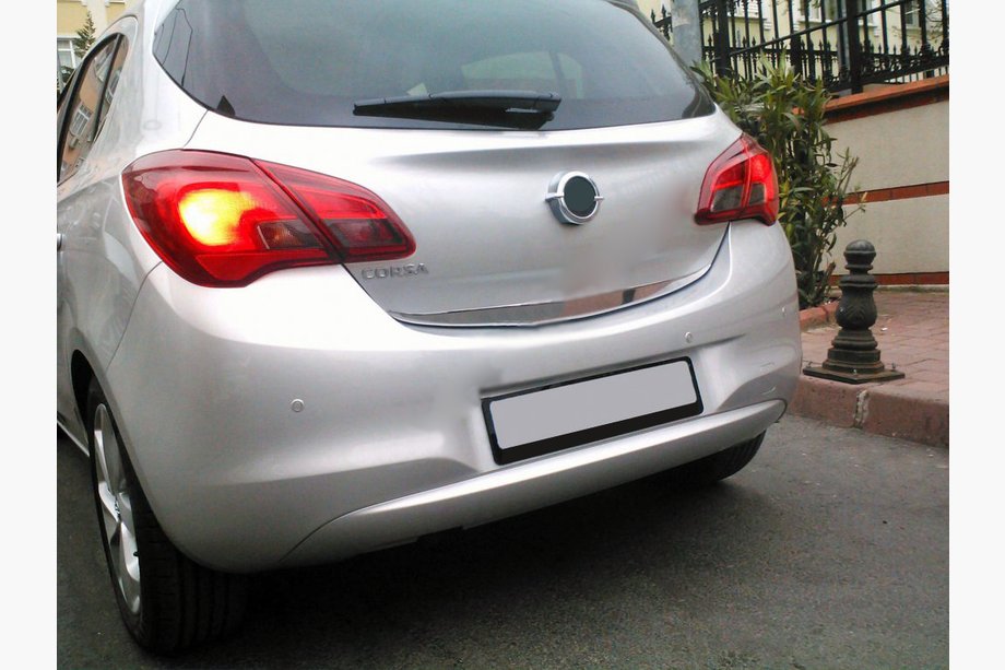 Opel Corsa E 2015–2019 Kantlist för bagagelucka (rostfritt stål) Image