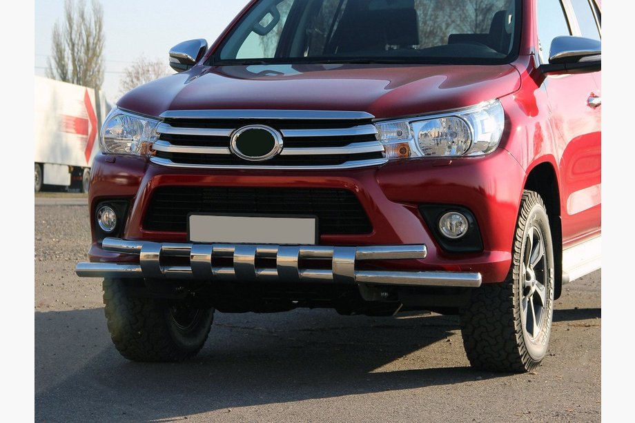 Toyota Hilux 2015– Främre frontbåge ST015 (rostfritt) Image