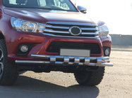 Toyota Hilux 2015– Främre frontbåge ST015 (rostfritt) foto 2