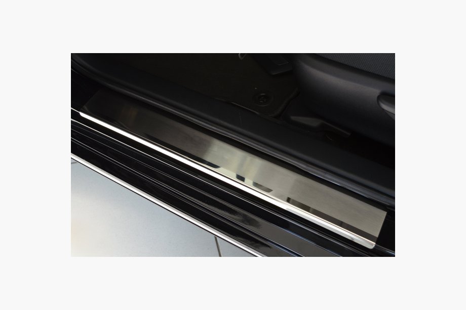 Toyota Camry 2017–2023 Instegslister Nataniko (4 st, rostfritt stål) Image