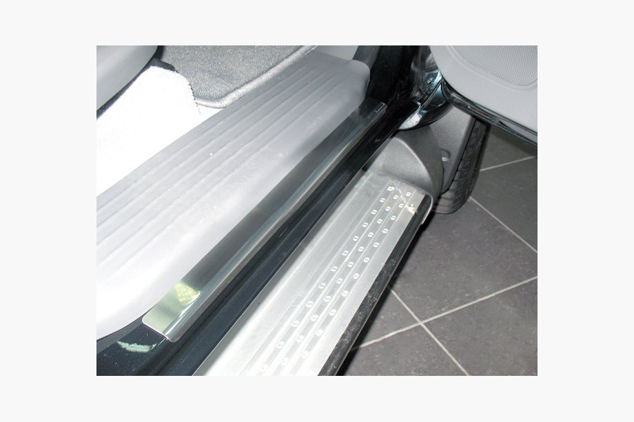 Toyota Hilux 2006–2015 Instegslister Nataniko (4 st, rostfritt stål) Premium - 3M tejp, 0,8 mm Image