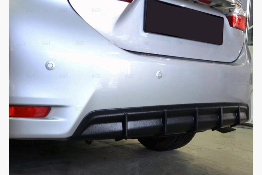 Toyota Corolla 2013–2019 Bakre diffusor (Meliset) Image