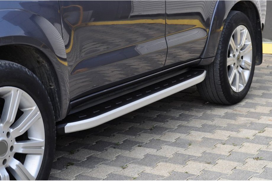 Toyota Fortuner 2006–2015 Sidosteg Fullmond (2 st, aluminium) Image