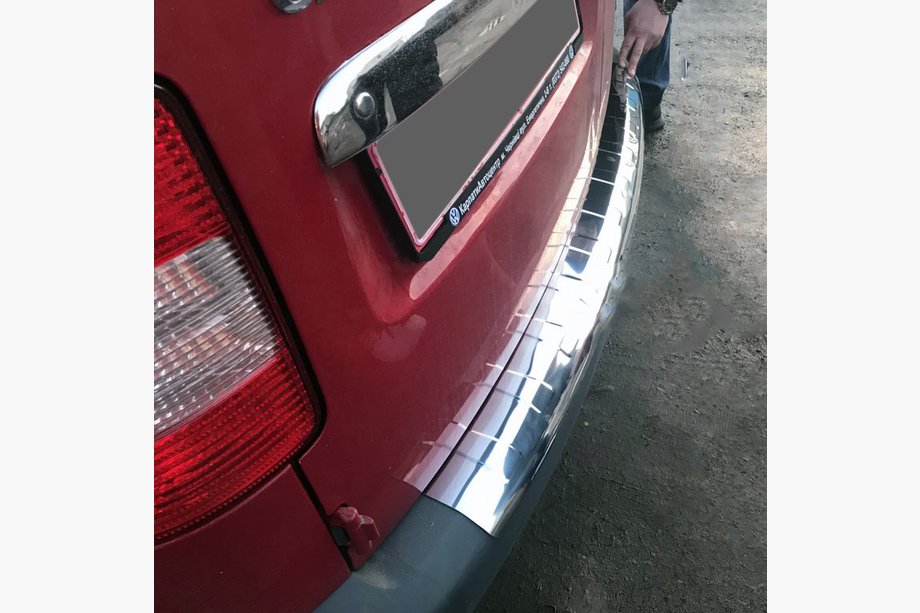 Volkswagen Caddy 2004–2010 Bakre stötfångarskydd med stor bockning (Elite, rostfritt stål) Image