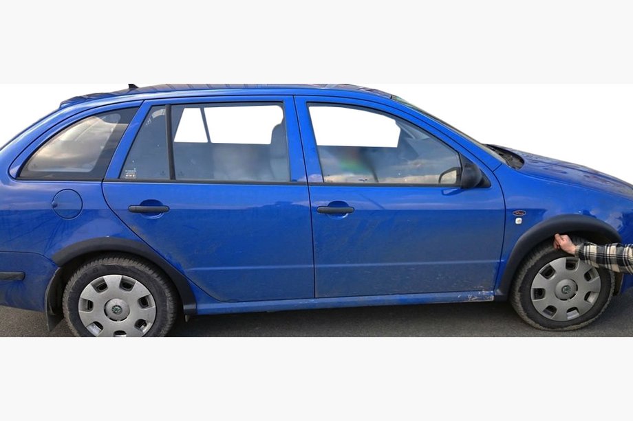 Skoda Fabia 2000–2007 Breddare till hjulhus (sats, svarta) Image