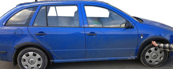 Skoda Fabia 2000–2007 Breddare till hjulhus (sats, svarta) foto 1