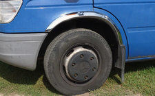Volkswagen LT 1995–2006 Hjulhuslister (4 st, rostfritt stål) foto 1