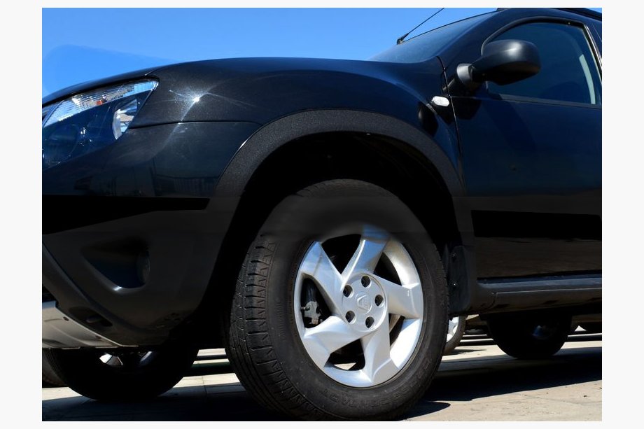Renault Duster 2008–2017 Skärmkantslister (4 st, svart metall) Mattsvart Image