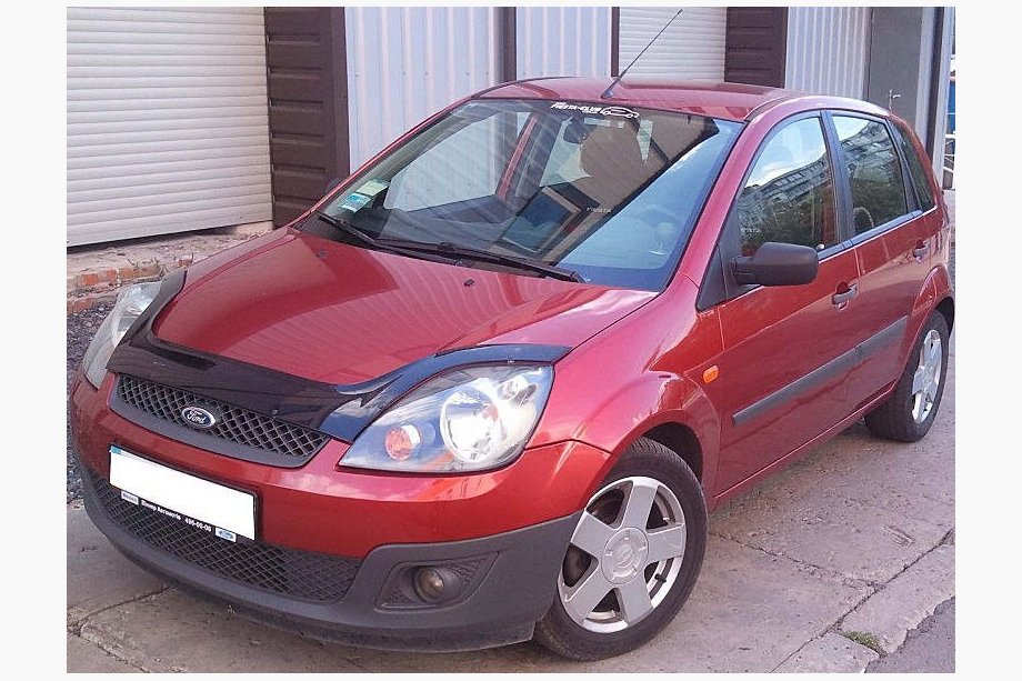 Ford Fiesta 2002–2008 Huvdeflektor VIP Image