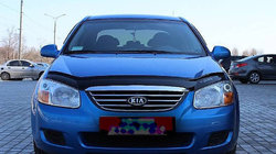 Kia Cerato 1 2004–2009 Huvdeflektor (VIP) foto 1