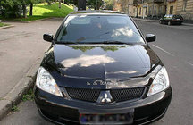 Mitsubishi Lancer 9 2004–2008 Huvdeflektor (VIP) foto 1