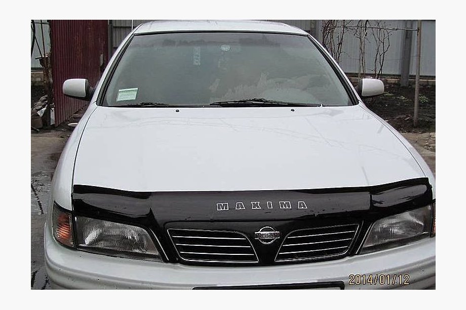 Nissan Maxima 1995–2000 Huvdeflektor (VIP) Image
