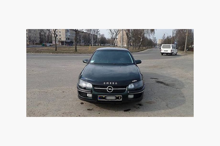 Opel Omega B 1994–2003 Motorhuvsdeflektor (1993-1999, VIP) Image