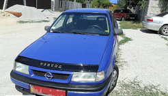 Opel Vectra A 1987–1995 Huvdeflektor (VIP) foto 1