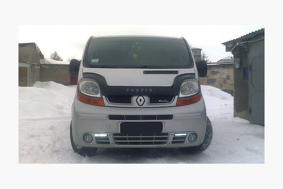 Renault Trafic 2001–2015 Lång huvdeflektor (VIP) Image