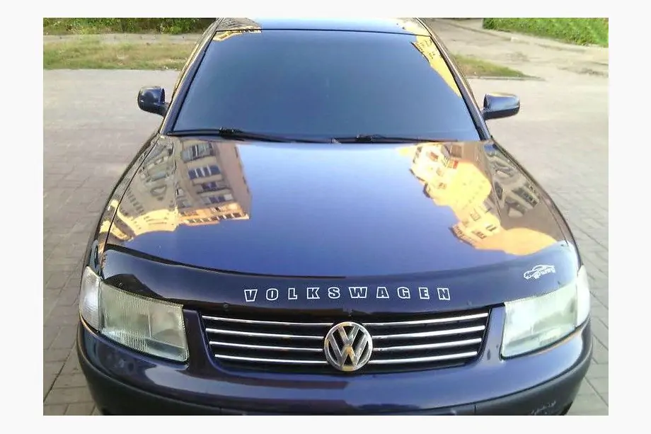 Volkswagen Passat B5 1997–2005 Huvdeflektor 1997-2001 (VIP) Image