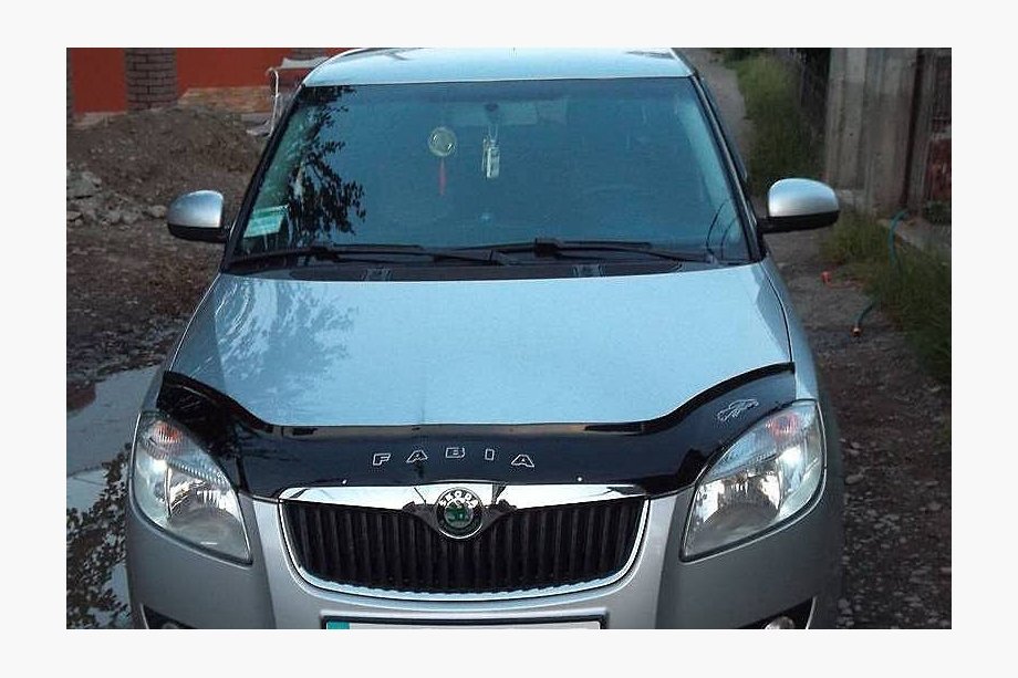 Skoda Fabia 2007–2014 Huvdeflektor 2007-2010 (VIP) Image