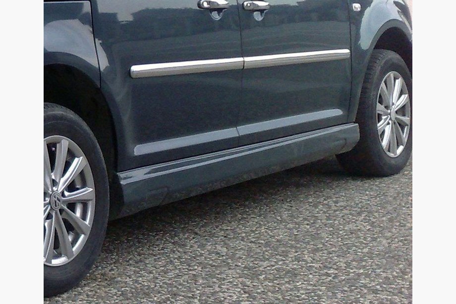 Volkswagen Caddy 2004–2010 Sidokjolar New Model (för lackering) Image