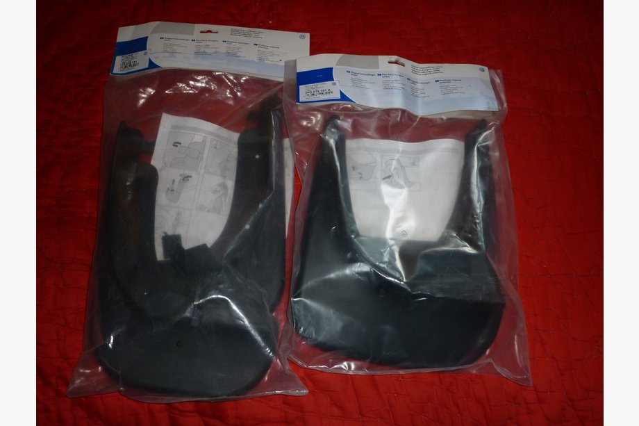 Volkswagen Golf 6 2008–2014 Originala stänkskydd (set) Image