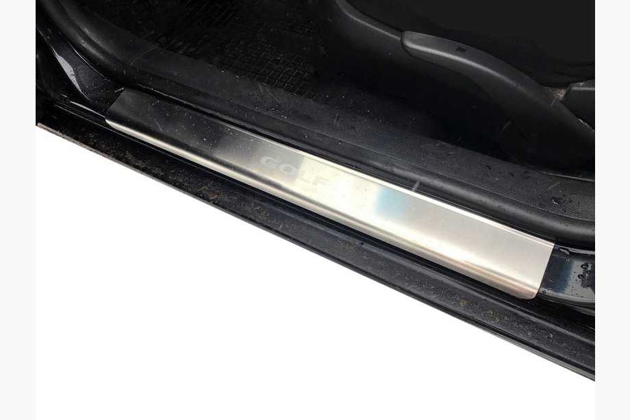 Volkswagen Golf 4 1997–2006 Instegslister Nataniko (4 st, rostfritt stål) Image