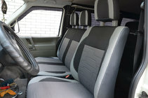 Volkswagen T4 Caravelle/Multivan 1990–2003 Sätesöverdrag (konstläder↗tyg, Premium) Framsäten 1+1 foto 1