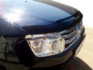 Renault Duster 2008–2017 Huvdeflektor VIP foto 2
