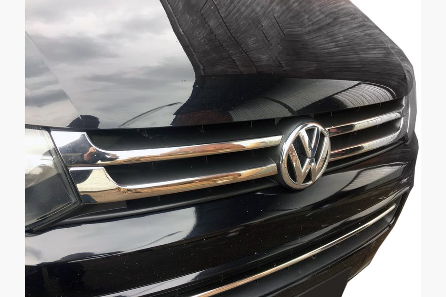 Volkswagen T5 2010–2015 Delade grillister (Carmos, 4 st, rostfritt stål) Image