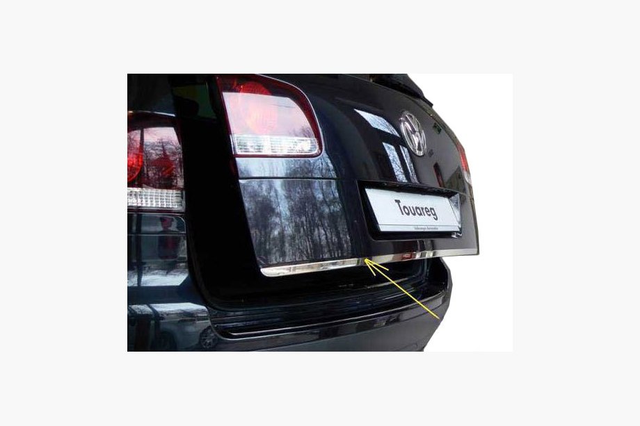 Volkswagen Touareg 2010–2018 Rostfri list till baklucka Image