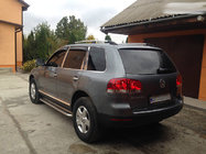 Volkswagen Touareg 2002–2010 Takräcken i krom (plastfötter) Metallfot foto 6