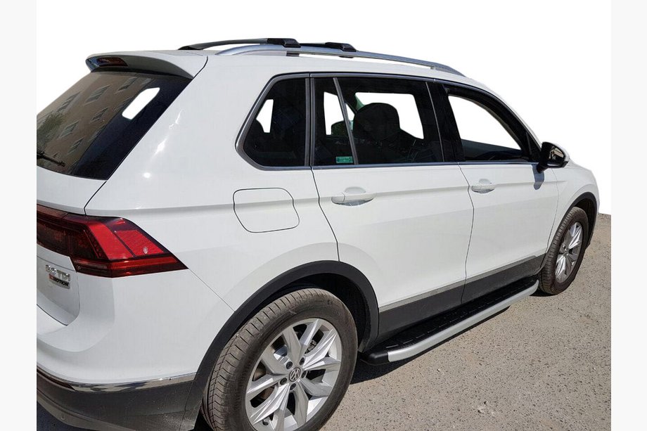 Volkswagen Tiguan 2007–2016 Sidosteg Fullmond (2 st, aluminium) Image