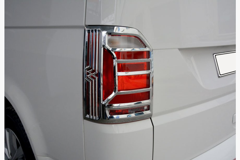 Volkswagen T6 2015–2024 Kromade ramar till bakljus OmsaLine (2 st, ABS-krom) Image