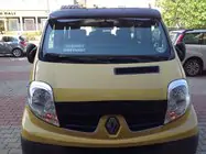 Opel Vivaro 2001–2015 Vindrutespoiler (svart blank, 5 mm) foto 3