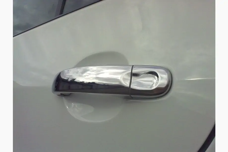 Volkswagen Jetta 2006–2011 Dörrhandtagskåpor (4 st, rostfritt stål) Image