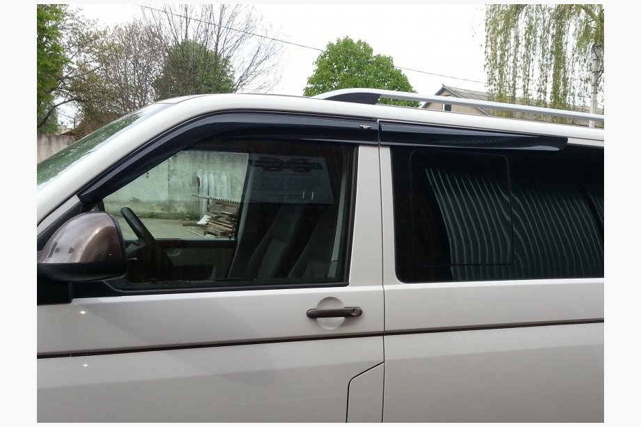 Volkswagen T5 Multivan 2003–2010 Vindavvisare (4 st, Sunplex Sport) Image